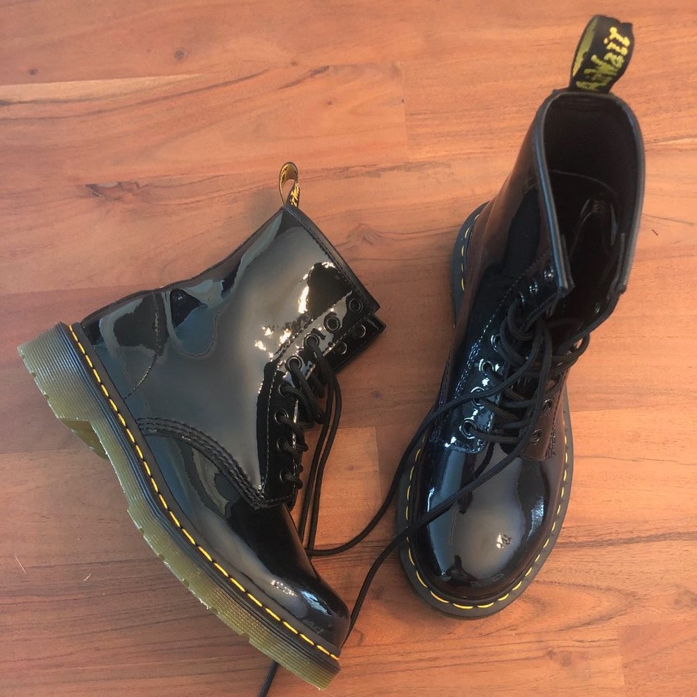 Black Patent 1460s Dr Martens - Size 8